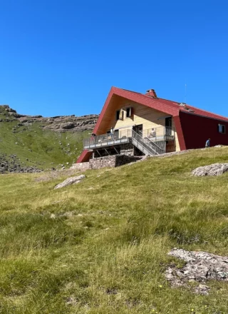 Refuge d'Arlet : Réhabilitation et extension du refuge d’Arlet